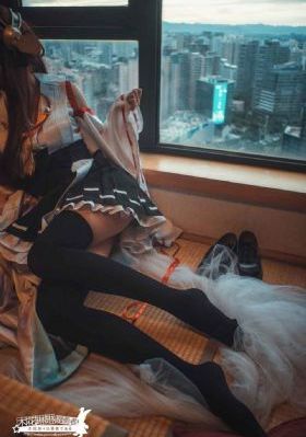 淑芬俩腿间又痒了