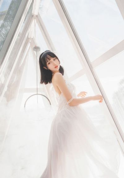 特别的她
