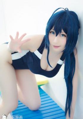 新任女教师在线