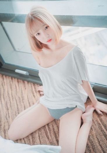 两个男生脱裤子裸体互摸j