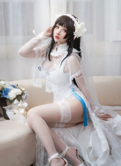 《安达与岛村》